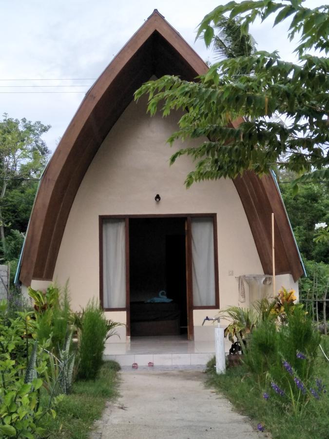 Cnunk Bungalow ギリ島 エクステリア 写真